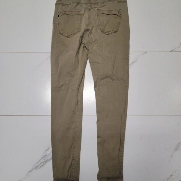~ womens khaki union bay pants - size 9 - Picture 2 of 3